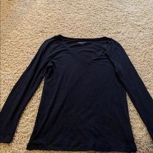 Black long sleeve t